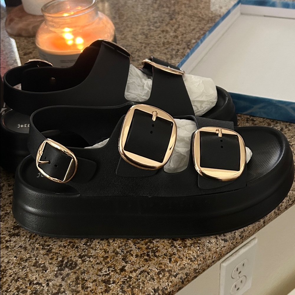 Jeffrey Campbell Blithe Platform Buckle Sandals N… - image 2